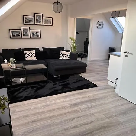 Appartamento 5minuten Von Der Entfernte Mit Parkpl *